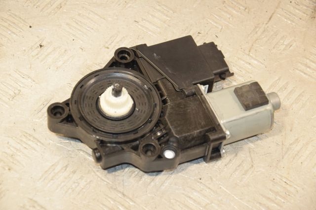 82460F1020 HYUNDAI купить в Запорожье