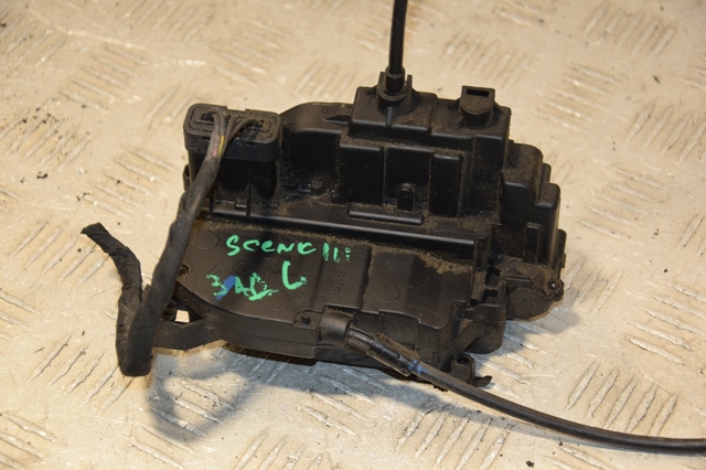 825030032R RENAULT Замок двери задней левой купить в Сумы