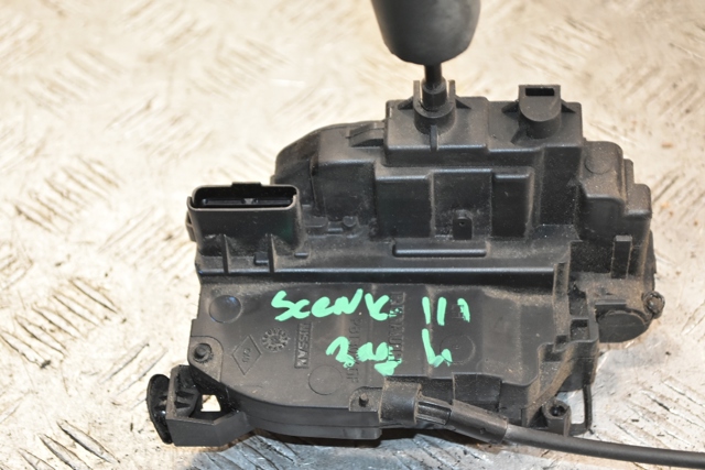 RENAULT 825030032R Замок двери задней левой в наличии Житомир