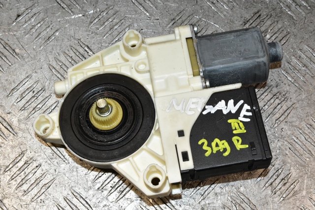 827300003R RENAULT Мотор стеклоподъемника двери задней правой купить в Одесса