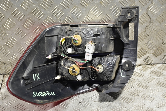 84201FJ050 SUBARU Фонарь задний левый купить в Ирпень