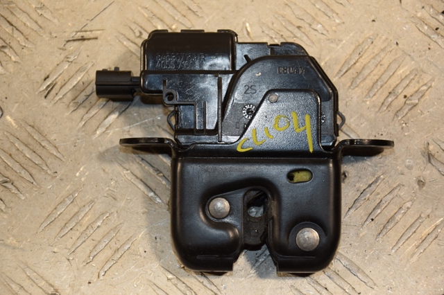 Замок и ручка двери задка 846307169R RENAULT
