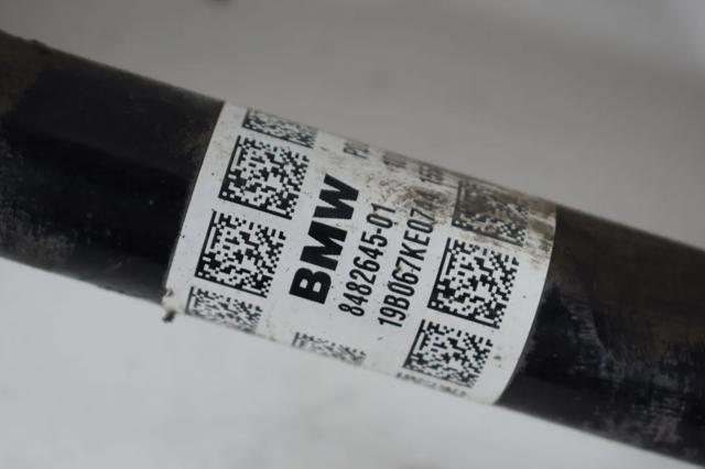 8482645 BMW Полуось (привод) передняя левая купить в Чернигов