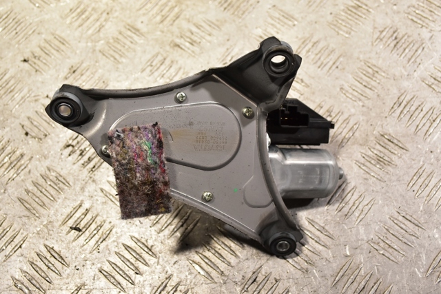 8513002030 TOYOTA Мотор стеклоочистителя заднего стекла купить в Черкассы