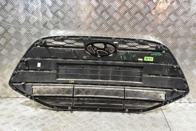 HYUNDAI 863501K510 Решетка радиатора в наличии Житомир