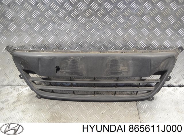 Решетка переднего бампера 865611J000 HYUNDAI