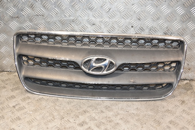 Решетка радиатора 865612B010 HYUNDAI