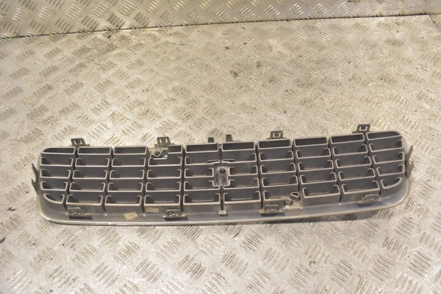 8659947 VOLVO Решетка радиатора купить в Киев