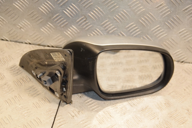 Правое боковое зеркало 876201H155 HYUNDAI