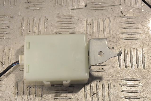 88035FG010 Блок управления центральным замком купить Львов