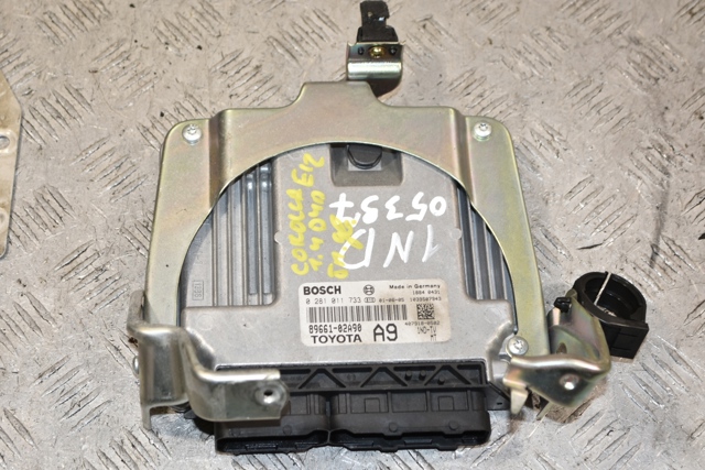 Модуль управления двигателем 8966102A90 TOYOTA