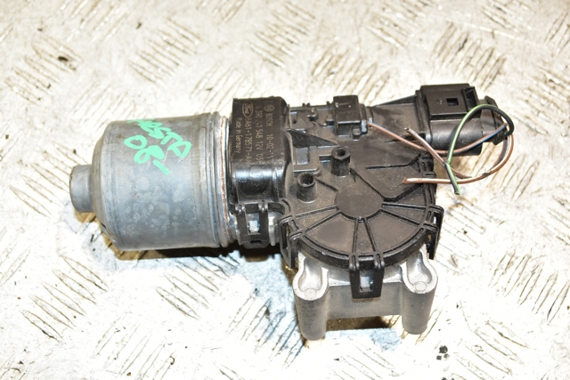 Мотор стеклоочистителя лобового стекла 8A6117B571AA FORD