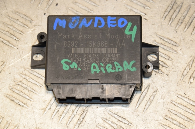Модуль управления (ЭБУ) парктроником 8G9215K866AA FORD