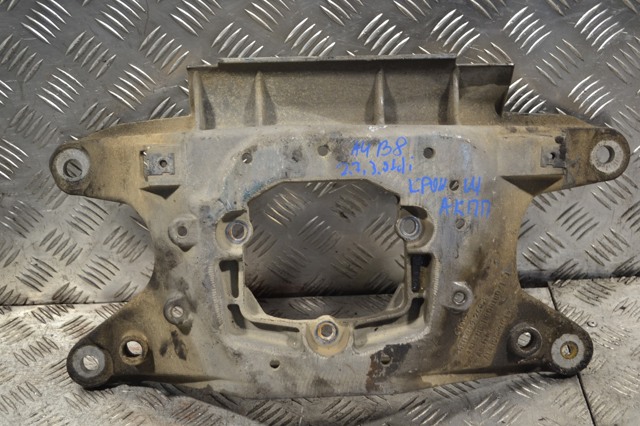 Кронштейн КПП 8K0399263K VAG