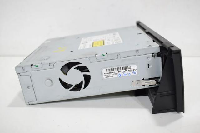8R1035666L VAG Магнитола купить в Каменское