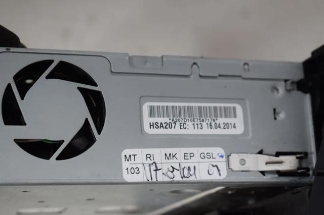 VAG 8R1035670E Магнитола в наличии Черновцы