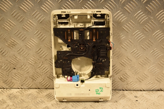 8T0947135A VAG купить в Львов