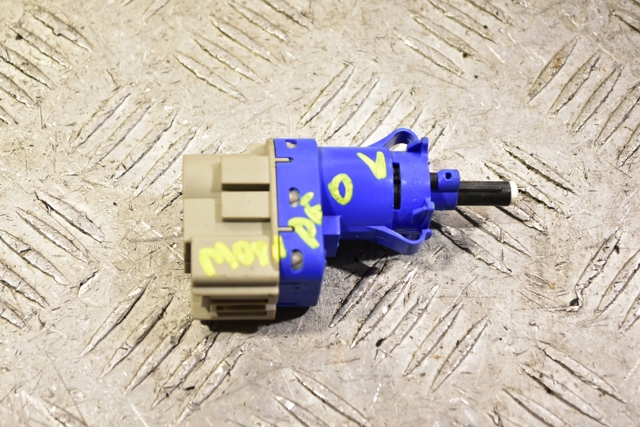 Жабка стопов 8T4T96854AA FORD