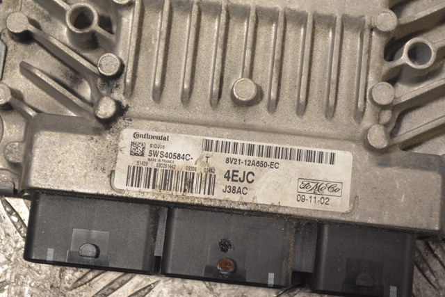 8V2112A650EC FORD купить в Ирпень