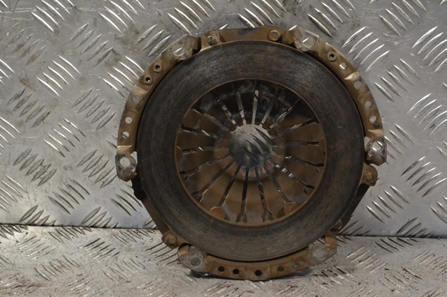 8V217563AB FORD Корзина сцепления купить в Кривой Рог