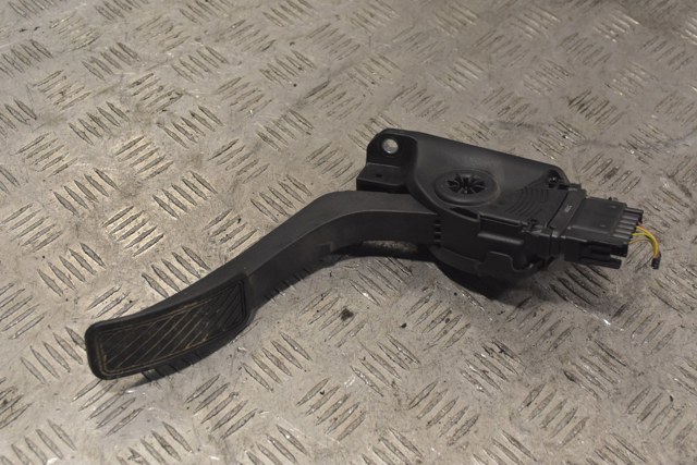 Педаль акселератора 8V219F836AA FORD