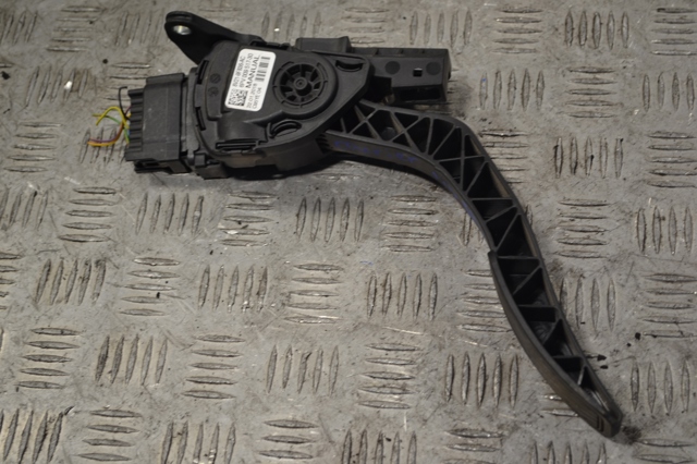 8V219F836AC Педаль газа купить Днепр