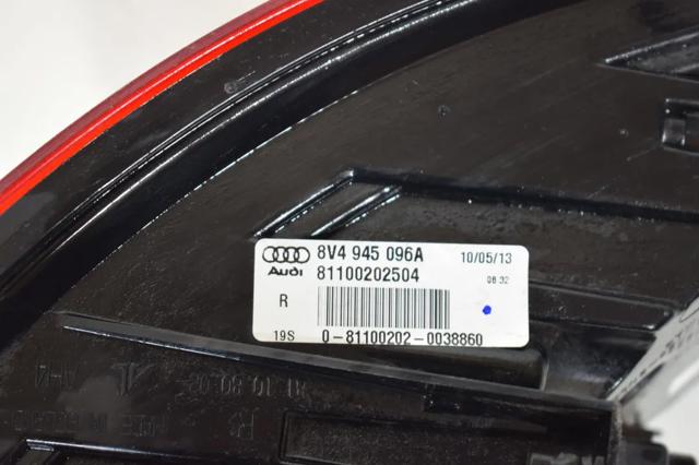8V4945096A VAG Фонарь задний правый внешний купить в Сумы