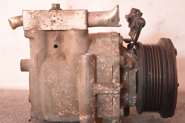 Компрессор системы кондиционирования 8V5119D629EF FORD
