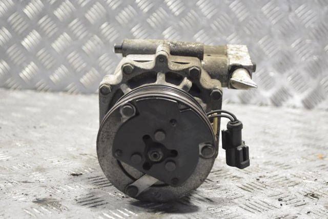 8V5119D629EF Компрессор кондиционера купить Ирпень