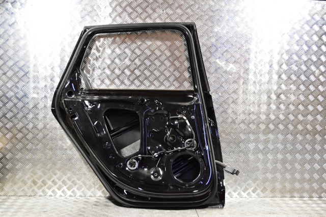 VAG 8W9833052B Дверь задняя правая в наличии Черновцы