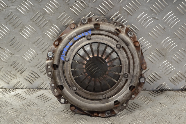 Корзина сцепления 90523532 OPEL