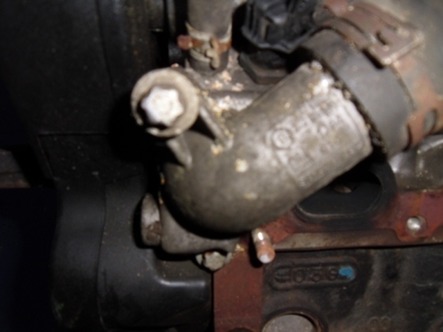 Корпус термостата 90536262 OPEL