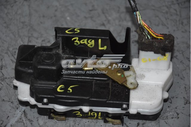 Замок задней левой двери 913784 PEUGEOT