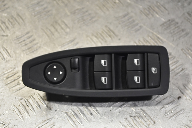 Кнопки переднего левого стеклоподъемника 9208108 BMW