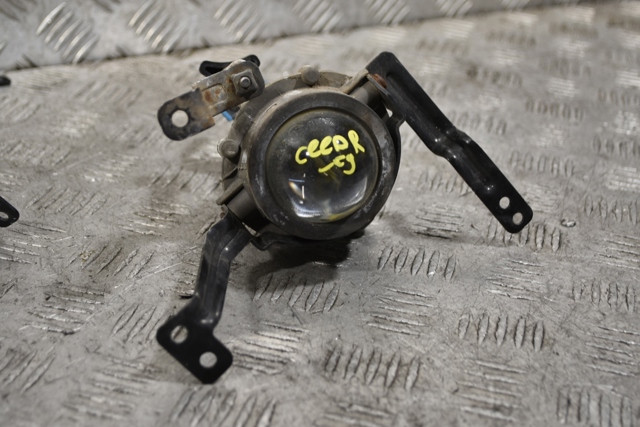 Фара противотуманная, правая 922021H000 HYUNDAI