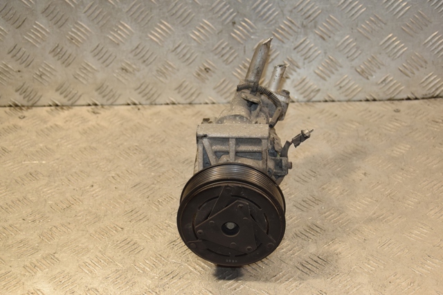 926000216R RENAULT Компрессор кондиционера купить в Львов