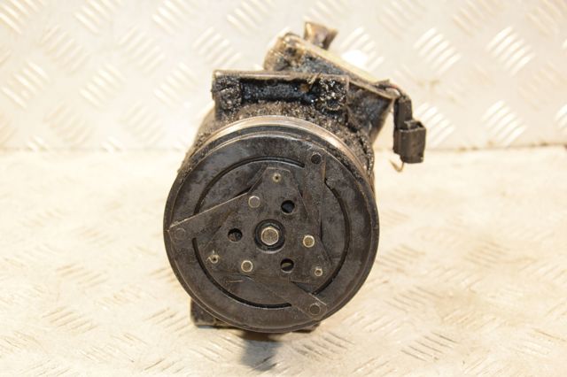 Компрессор климатической установки 92600BR70A NISSAN