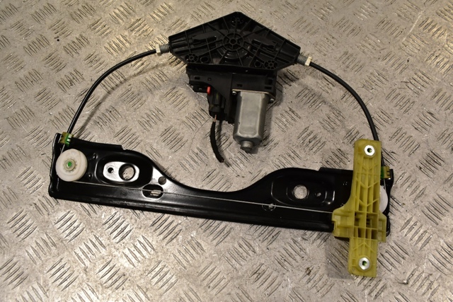 931402103 CHRYSLER Мотор стеклоподъемника двери задней левой купить в Ровно