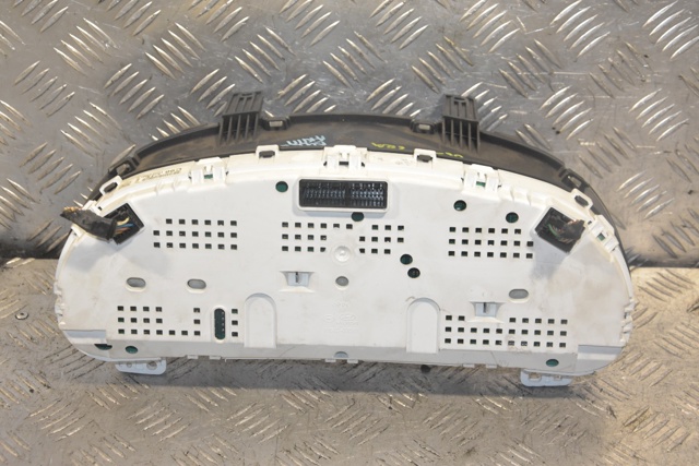 HYUNDAI 940032B650 Приборная доска (щиток приборов) в наличии Каменское
