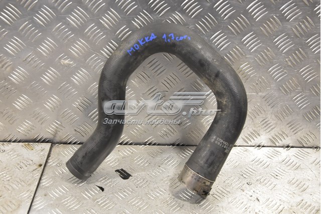 Патрубок интеркуллера 95091769 OPEL