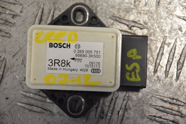 Датчик курсовой устойчивости 956903K500 HYUNDAI