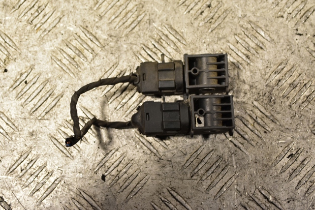 959303L100 HYUNDAI купить в Павлоград