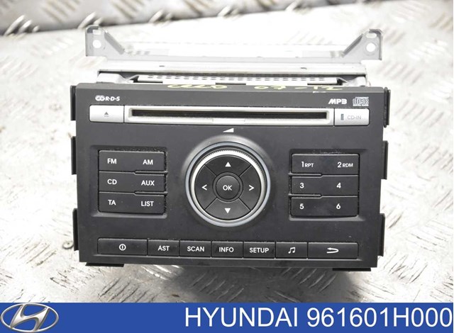 Магнитола (радио AM/FM) 961601H000 HYUNDAI