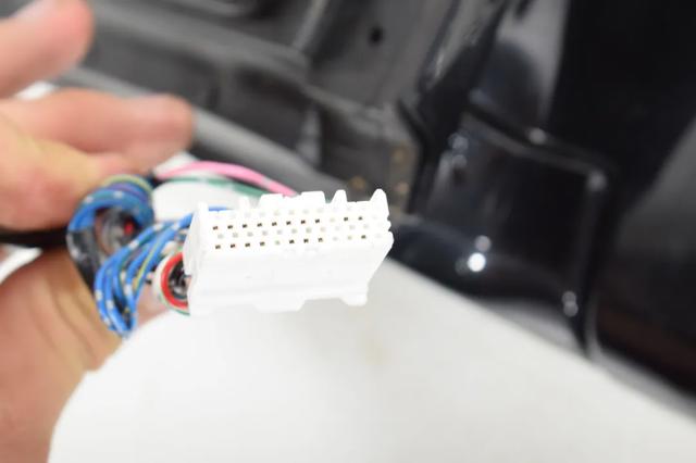 963013EV1B NISSAN Зеркало заднего вида правое купить в Запорожье