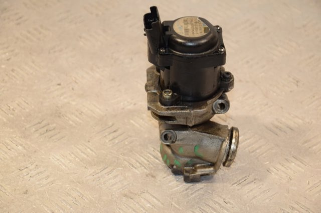 Клапан EGR системы рециркуляции отработавших газов Ford Fiesta Mk5