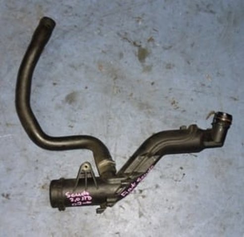 Горловина маслозаливная 9654733980 PEUGEOT