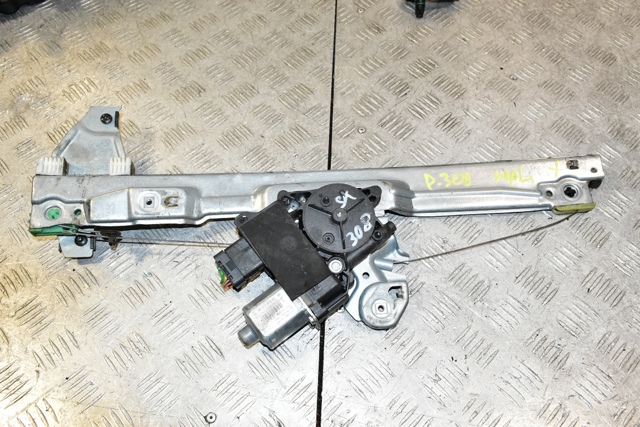 Мотор стеклоподъемника двери передней, левой 9657247680 PEUGEOT