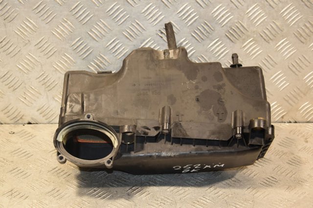  Корпус воздушного фильтра 9663365980 PEUGEOT