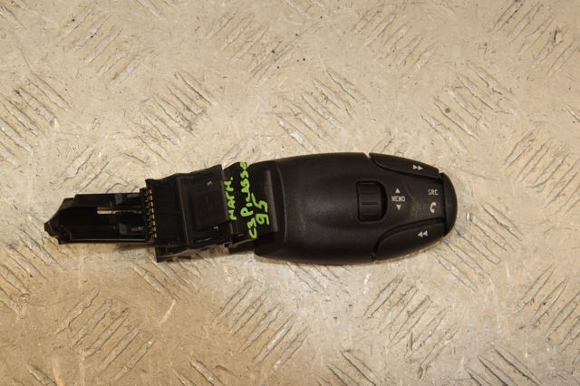 Переключатель подрулевой, управления аудио системой 96637236XT PEUGEOT