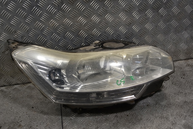 Основная фара - вставка 9684845280 PEUGEOT